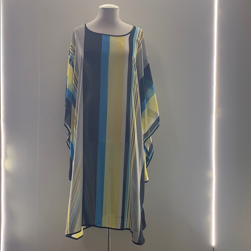 Throw - Picture 3 of 4